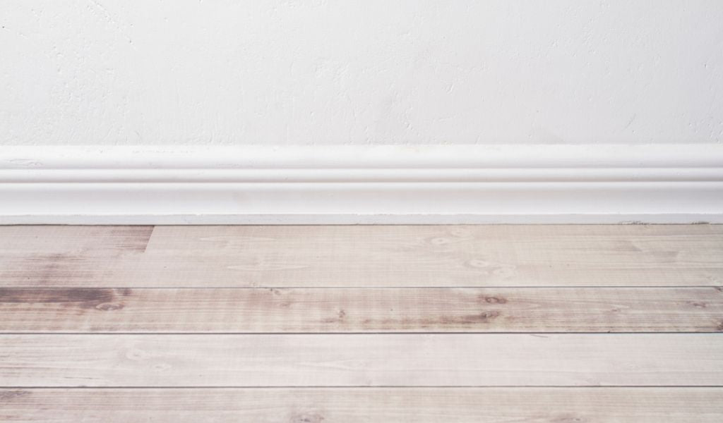 A Guide to Joining Skirting Boards on a Flat Wall