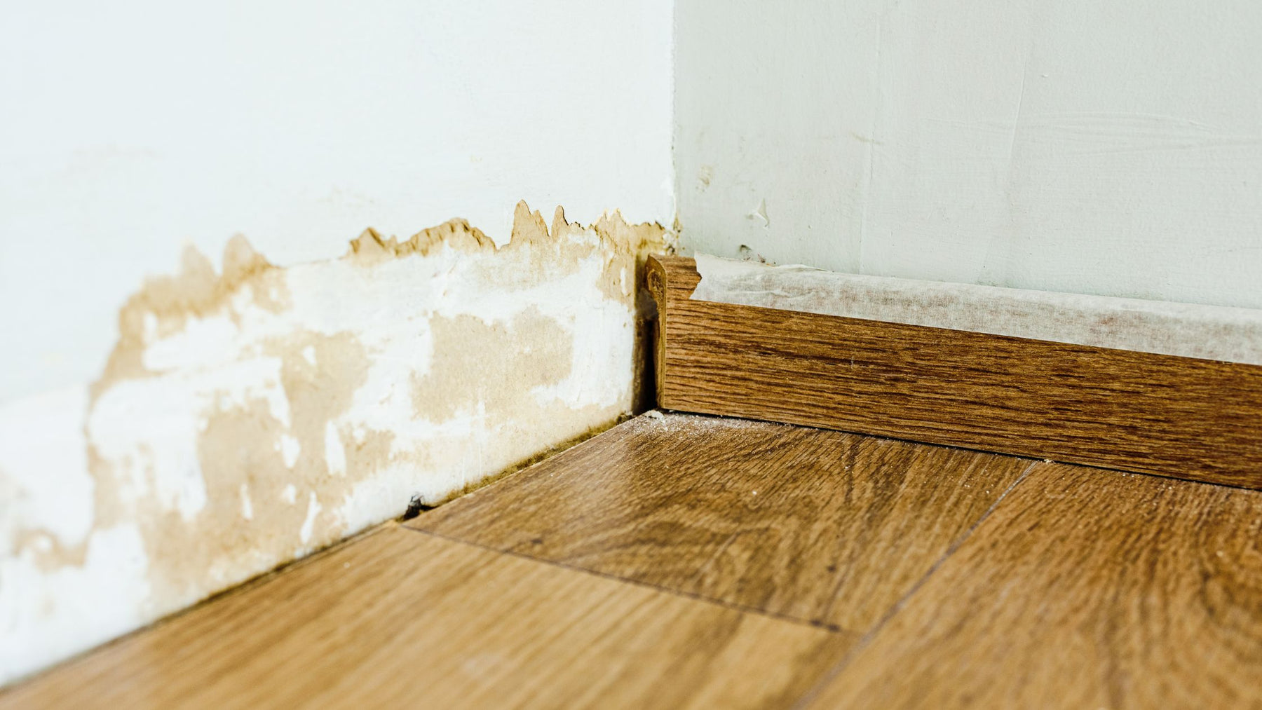 Should I remove Old Skirting Boards?